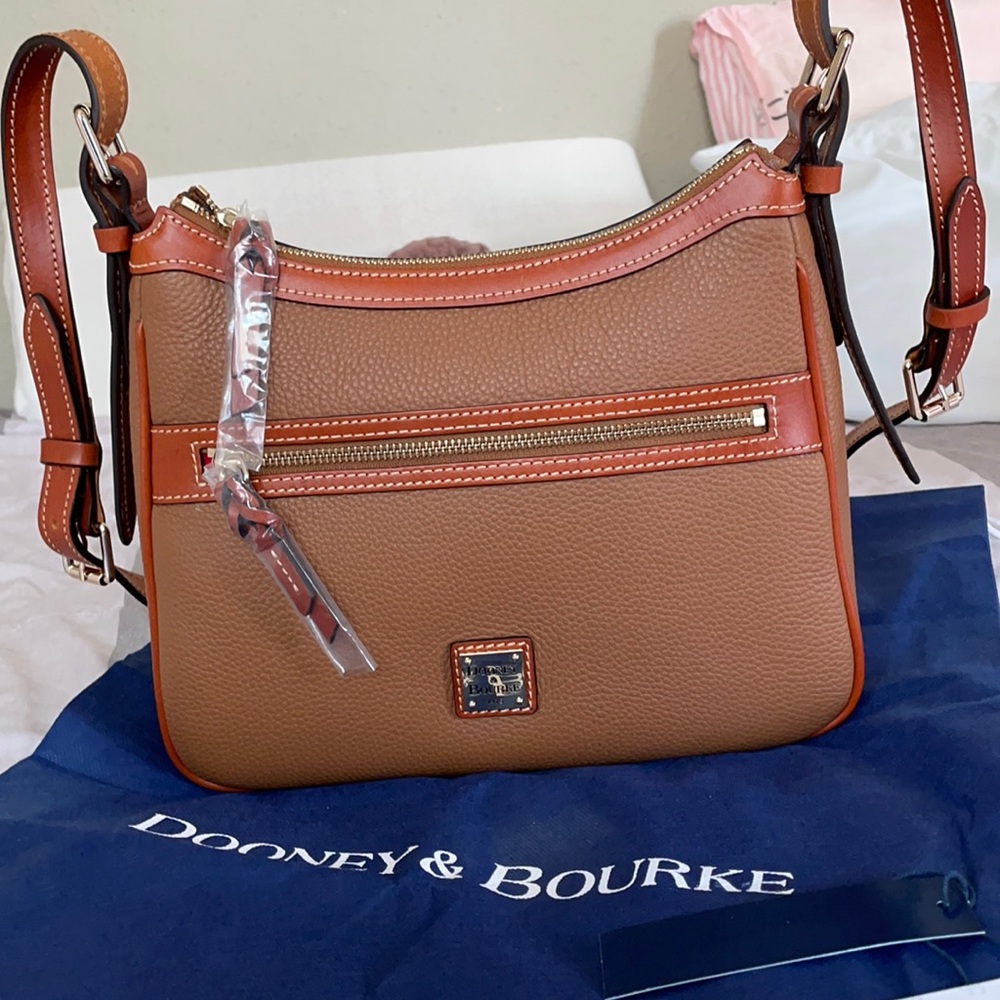 Dooney & Bourke Pebble Grain Presley